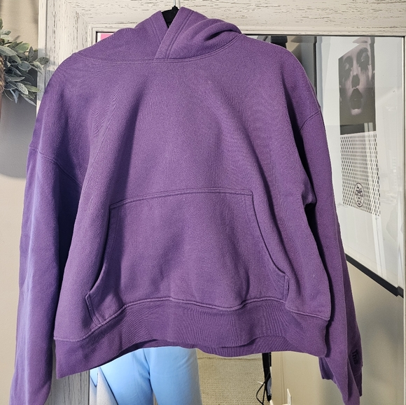 TNA Cozy Fleece Boyfriend Sweatshirt - Picture 1 of 4